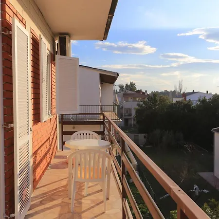 Apartamento With A Parking Space Kastel Stari, - 16344 *