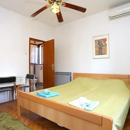 With A Parking Space Kastel Stari, - 16344