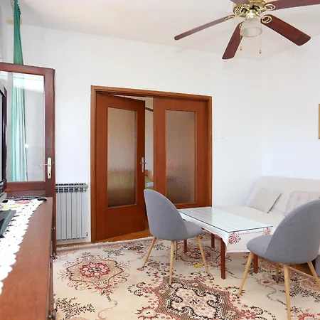 With A Parking Space Kastel Stari, - 16344 *