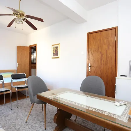 With A Parking Space Kastel Stari, - 16344 Apartamento