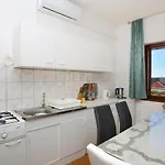 Apartament With A Parking Space Kastel Stari, - 16344 Kaštela