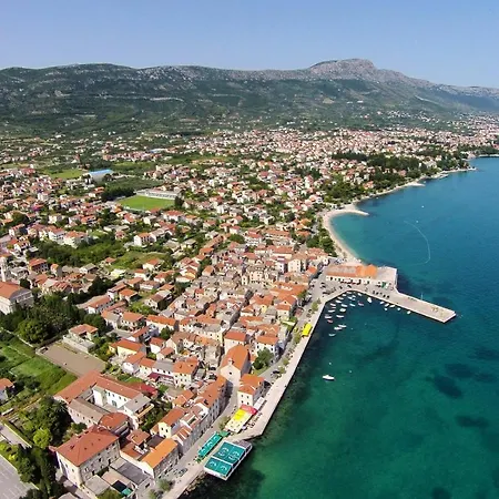 Apartment With A Parking Space Kastel Stari, - 16344 Kastela